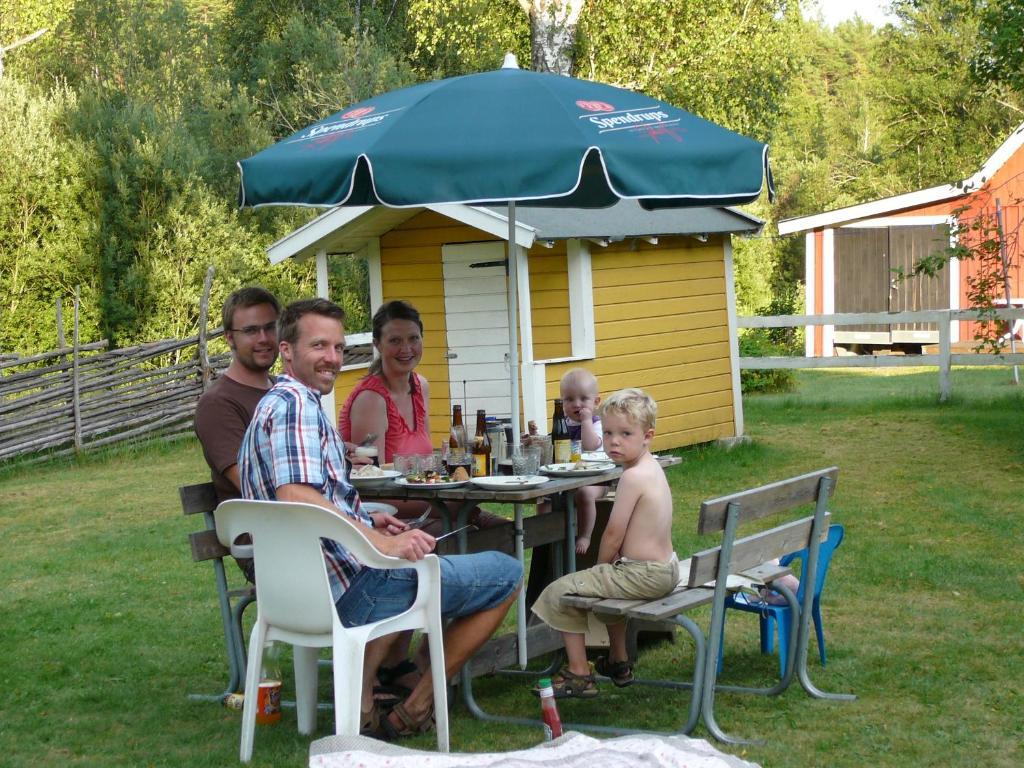 Lonneberga Vandrarhem & Hostel Extérieur photo