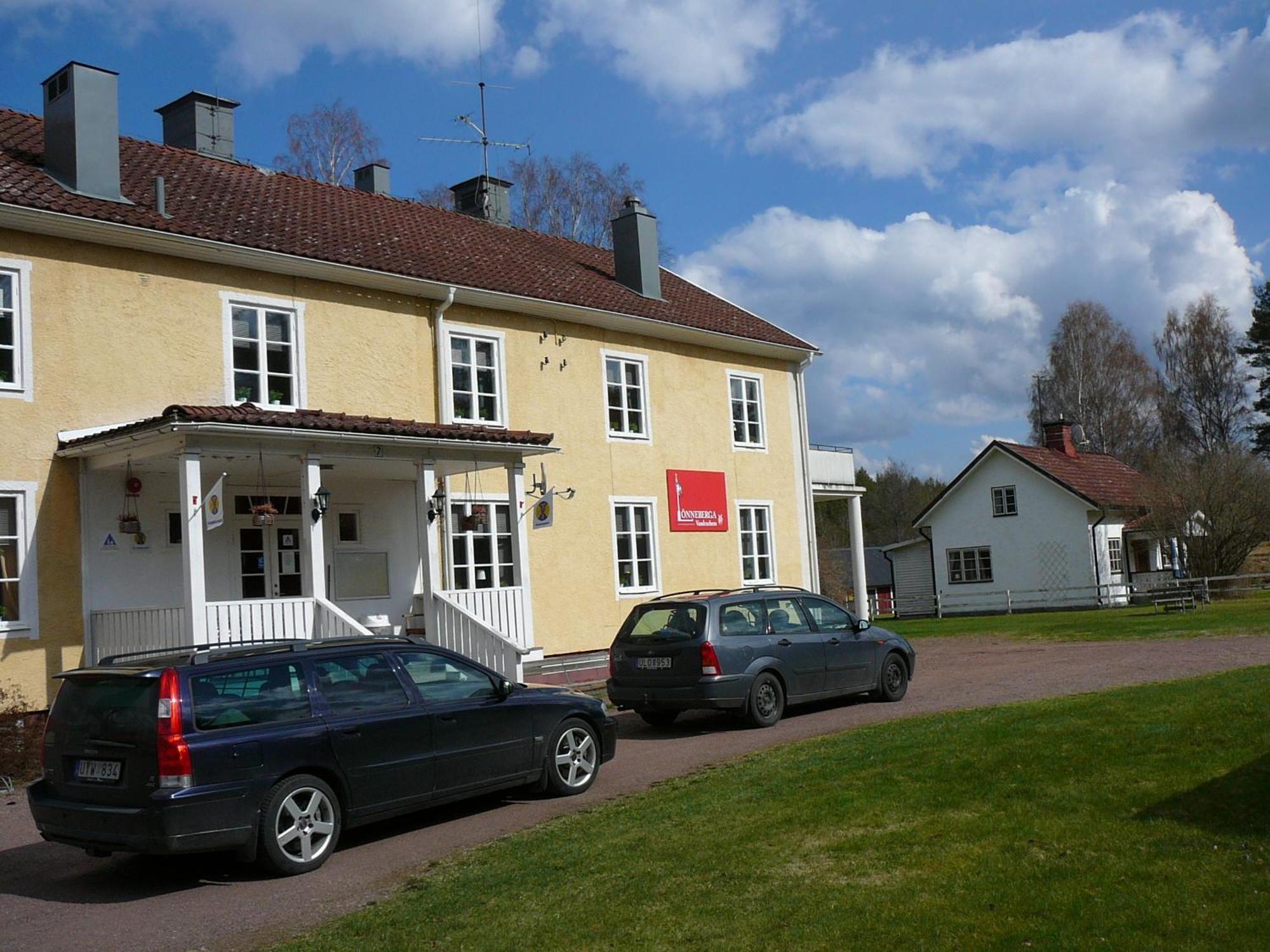 Lonneberga Vandrarhem & Hostel Extérieur photo