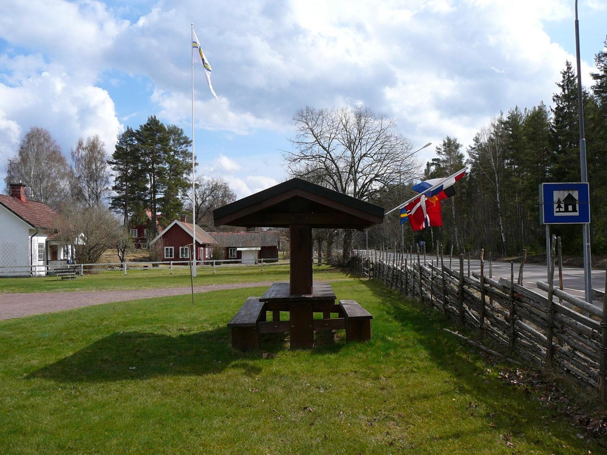 Lonneberga Vandrarhem & Hostel Extérieur photo