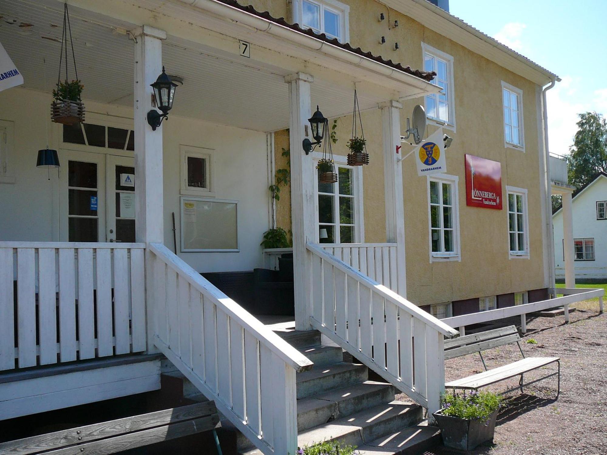 Lonneberga Vandrarhem & Hostel Extérieur photo